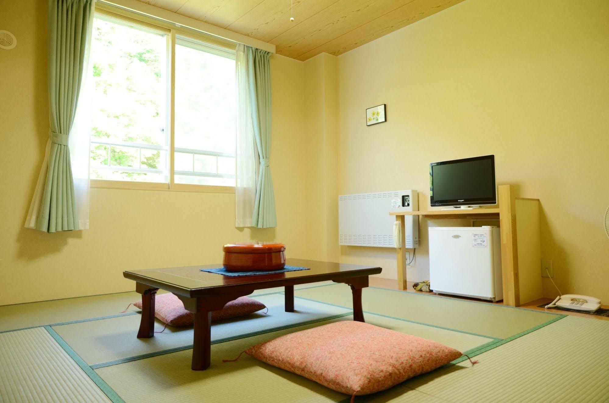 ทานากายะ ฮินะเกชิกัง Hotel Rishiri ภายนอก รูปภาพ